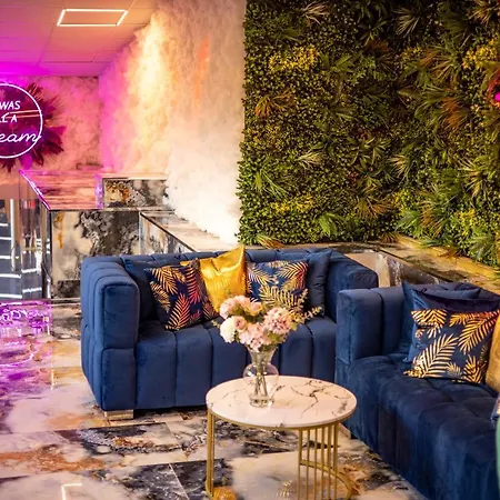 Hotel Holloway 5*