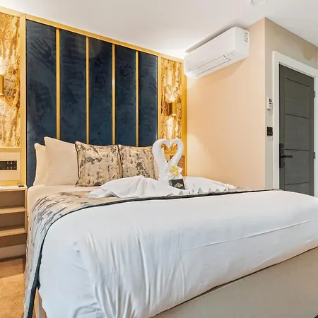 Hotel Holloway